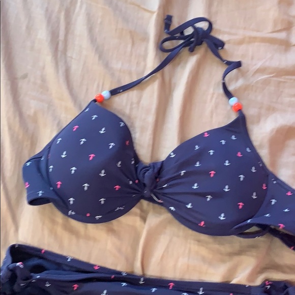 Bathing suit - Picture 2 of 6